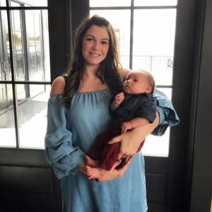 Meet your Posher, Elizabeth